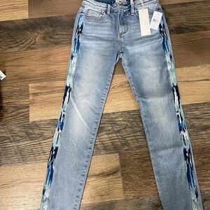 Stylish Blue Patterned Women's Jeans